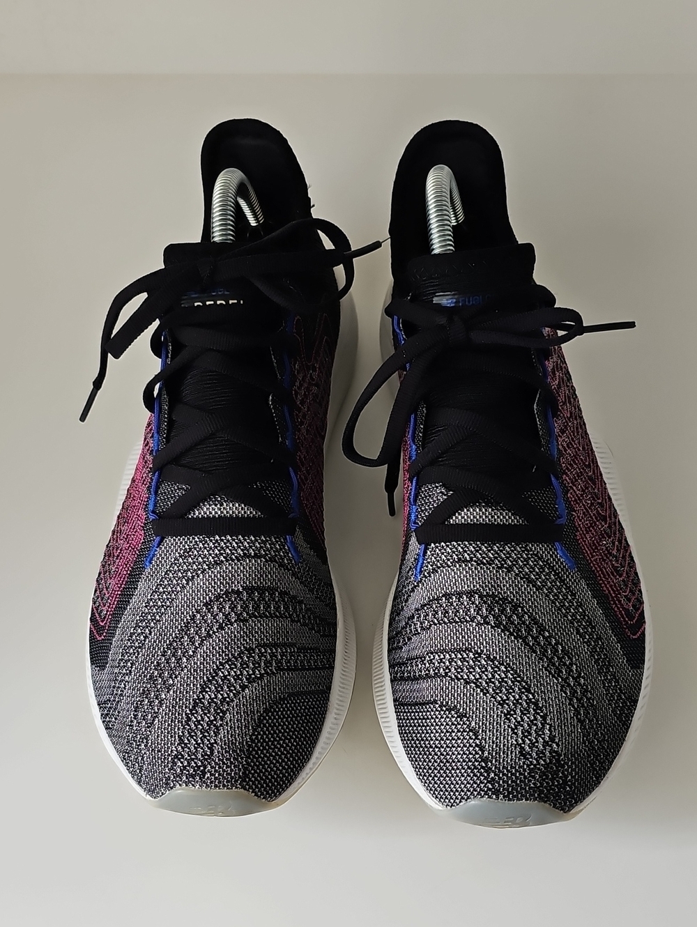 New Balance Womens 11 Fuel Cell Running Black Sneakers Low Top